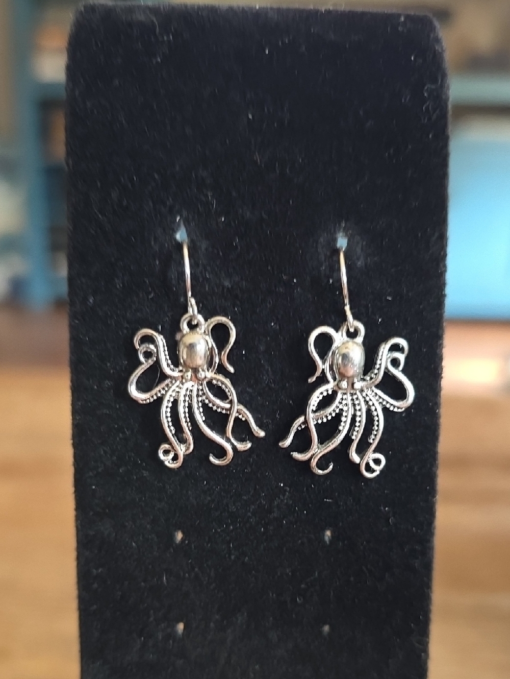 Octopus Drop Earrings in Silver Tone - Unbranded
